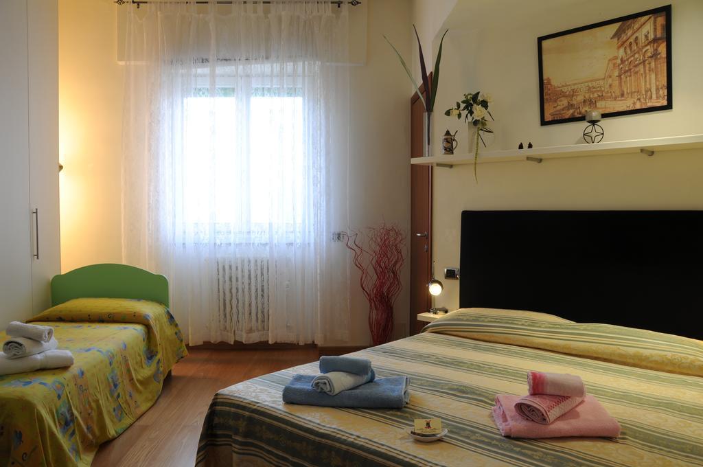 Zeus Rooms Superior Флоренция Номер фото